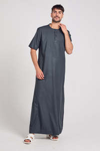 Thobe / Thawb Hombres tradicionales Thobe con capucha Túnica elegante y cómoda Perfecta para ropa cultural e informal Thobe Thawb - Product Image 3