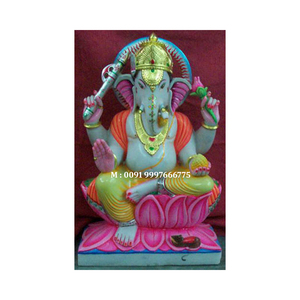 Statue de Ganesha en marbre de haute qualité, assis sur un lotus, avec des têtes sur le thème de Mukut, finition fine et polie, idéale pour les cadeaux d'affaires. - Product Image 1