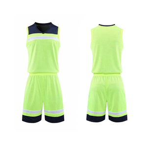 Nouvelle mode hommes uniforme de basket-ball tissu durable vente chaude top tendance taux raisonnable uniforme de basket-ball de haute qualité - Product Image 4