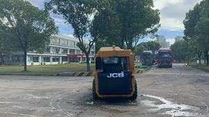รถตักล้อยางมือสอง JCB 185 ECO มินิ รถตักหน้า รถตักล้อยาง JCB เครื่องยนต์ประสิทธิภาพสูง รับประกัน 1 ปี - Product Image 2