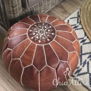 Venta al por mayor hecho a mano de cuero genuino PUF otomano marroquí marrón cuero redondo PUF otomano reposapiés PUF otomano piso cojín - Product Image 1