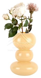 Floreros de metal de lujo de color amarillo audaz, elegante y construido para impresionar en cualquier espacio o celebración - Product Image 2