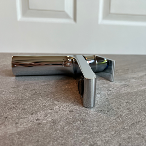 Grifo Mezclador para Lavabo Fratelli Pellizzari, Monomando, Cromado, Latón Sólido, Diseño Italiano Moderno, Control Preciso del Agua - Product Image 4