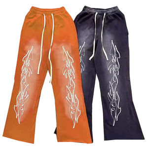 Pantalon de survêtement délavé pour homme Style décontracté avec logo personnalisé Pantalon de survêtement évasé à taille haute pour homme avec fermeture à cordon large sur les jambes - Product Image 1