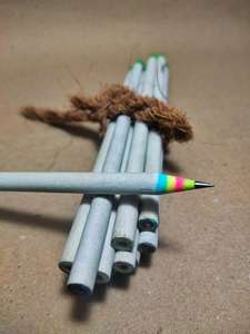 Stylo en bois de qualité supérieure sculpté à la main dans une branche de neem 100% bois naturel pour cadeau d'entreprise stylo en bois fabriqué à la main - Product Image 3