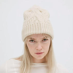หมวกถักนิตติ้งหมวกฤดูหนาวปักตามสั่งผู้ผลิตหมวกแฟชั่นสำหรับทุกเพศ OEM - Product Image 3