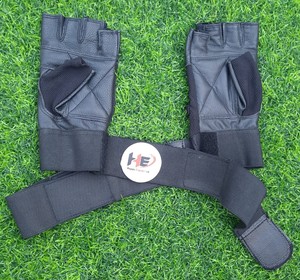 Guantes de fitness de medio dedo para hombres y mujeres Protección de muñeca antideslizante duradera Prevención de callos de Spandex para deportes de cuero con peso - Product Image 1