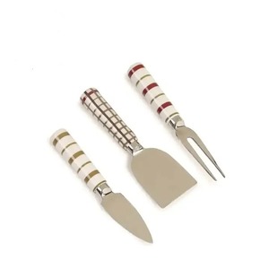 Ensemble de serveur de fromage en métal en acier inoxydable de haute qualité avec épandeur de couteaux à fromage à poignée en pierre décorative pour la cuisine à manger - Product Image 5