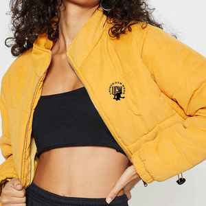 UNIQUE GYM WEAR Chaqueta Acolchada Reversible Impermeable de Invierno para Mujer con Cuello y Capucha Desmontables 100% Poliéster Largo Regular con Cremallera - Product Image 4