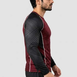 Comfortable Athletic Fit Breathable Construction Moisture Wicking <b>Men</b> <b>Rash</b> <b>Guard</b> Made With Stretchable Polyester Fabric - Product Image 5