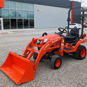 รถแทรกเตอร์ล้อยางมือสอง Kubota BX1880 สำหรับงานเกษตรกรรม พร้อมชิ้นส่วนหลัก เครื่องยนต์ มอเตอร์ เกียร์ปั๊ม เกียร์บ็อกซ์ - Product Image 1