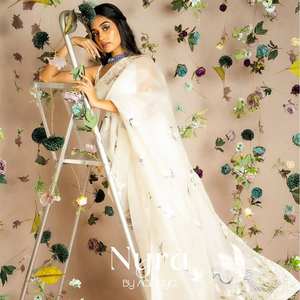 Hermoso diseño suave Tabby seda sari y blusa de seda Bangalori trabajo de bordado de hilo Multicolor con borde de encaje elegante - Product Image 1