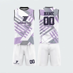 Nouvelle conception, uniformes de football 7V7 unisexes de haute qualité, polyester, taille et couleur personnalisables, respirants, évacuant l'humidité, toutes saisons - Product Image 6