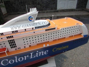 COLOR MAGIC 180CM Modèle Oceanliner en bois de haute qualité fabriqué au Vietnam peint avec technique - Product Image 2
