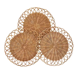Napperon en rotin de style naturel tissé à la main décoration de vacances durable et assiette à motif de fleurs de cadeau du Vietnam TUYET DUNG - Product Image 2