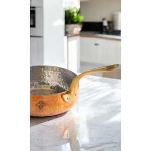 Indian Art Villa - Sartén Redonda Vintage de Cobre Puro Martillado con Revestimiento de Estaño, Cacerola de Hierro para Cocina, Vajilla y Utensilios de Mesa - Product Image 4