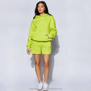 Short à capuche en relief décontracté 2 pièces pour femmes, logo personnalisé, vêtements de sport d'hiver, grande taille, respirant et adapté à la maternité - Product Image 1