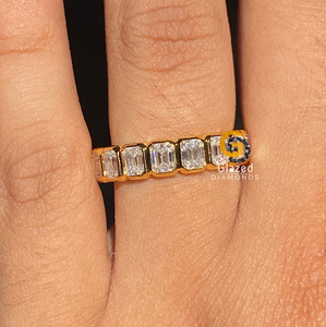 ชุดกรอบเพชรโมอีสสีเขียวมรกต4มม. สำหรับผู้หญิงตั้งวงแต่งงานแบบวางซ้อนกันได้ตลอดกาลสำหรับผู้หญิงในทองคำ10K - Product Image 5