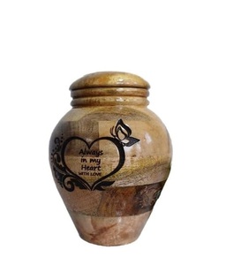 Handcrafted Mangowood Urns อนุสรณ์ไม้ที่ระลึกผู้ใหญ่เถ้าโถขยะพร้อมฝาปิดและหัวใจแกะสลักสําหรับมนุษย์และสัตว์เลี้ยง Ashes - Product Image 1