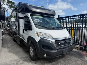 Vendeur Vérifié pour Forest River 2026 F-o-r-e-s-t-e-r 2031RP Prêt à Voyager - Product Image 3