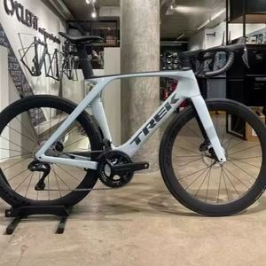 NOUVEAU VÉLO DE COURSE TREK MADONE SLR 9 AXS Gen 8 21 VITESSES FREINS À DISQUE EN ACIER - Product Image 1
