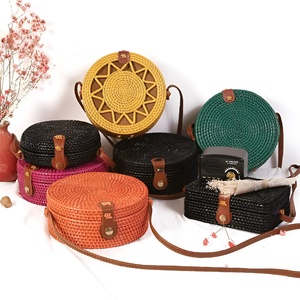Trending design hand weave <b>crossbody</b> <b>bag</b> producer price sustainable rattan shoulder handbags - Product Image 3