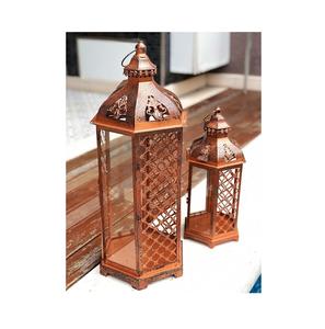 Lanterne de Ramadan en métal élégante, conçue pour un éclairage paisible dans les lieux de prière sacrés et les espaces de rassemblement familial - Product Image 1