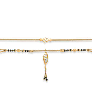 Collar Moderno Metro Grace en Oro Amarillo para Mujer - Product Image 4