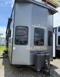 Remolque todoterreno de lujo 4x4 RV estándar para casa móvil de viaje disponible. - Product Image 3