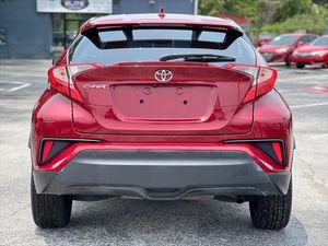 Soigneusement utilisé 2018 pour C-HR XLE Conduite à gauche Sièges en cuir R17 SUV automatique - Product Image 6