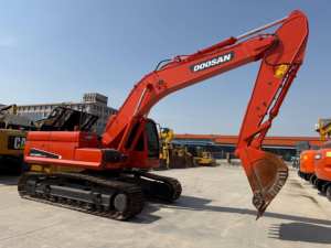 Excavatrice sur chenilles d'occasion Doosan DX250 modèle 2023, faible nombre d'heures, excellent état, moteur, engrenage, roulement à vendre - Product Image 5