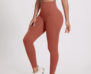 Pantalones Deportivos de Gimnasio con Logotipo Personalizado para Mujer, Leggings de Yoga de Cintura Alta de Nailon y Elastano con Patrón de Arrugas Elásticas, Ropa Deportiva Sólida - Product Image 4