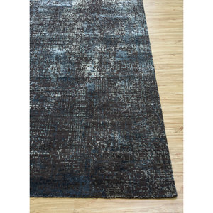 Tapis noué à la main en laine et soie de bambou à motifs abstraits Uvenuti gris et noir - pour usage domestique - Product Image 4