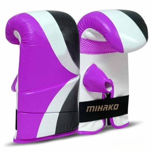 Gants de boxe en cuir PU super respirants de taille personnalisée, rembourrage doux, imperméables, gants d'entraînement MMA Sanda - Product Image 2