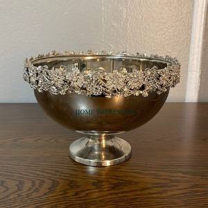 Premium Exclusive Kitchenware Decorative <b>Bowl</b> Table Ware Dinnerware <b>Silver</b> Finished Metal <b>Bowl</b> With Gold Color Elements <b>Bowl</b> - Product Image 4