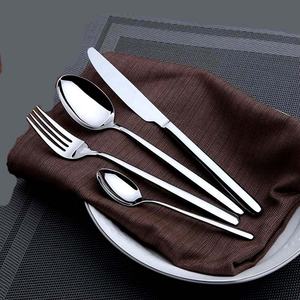 Couverts en acier inoxydable les plus vendus ensemble poignée rectangulaire plaqué argent avec doublure plate design pour la vaisselle de mariage - Product Image 4