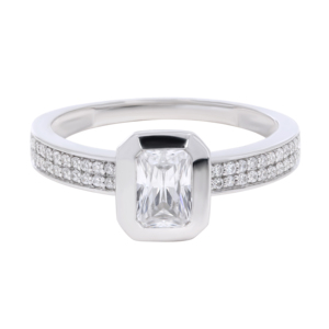 Impresionante anillo de diamante de laboratorio de moissanita de corte esmeralda de 0,67 quilates oro sólido plata al por mayor - Product Image 5