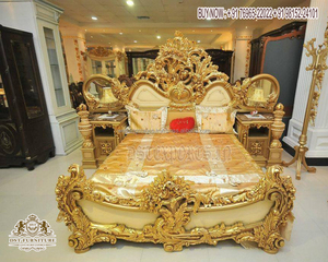 Lit Royal Queen au fini doré, lit au fini doré Antique avec tables de nuit, meuble de chambre en bois sculpté à la main de taille King - Product Image 2