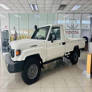 Camioneta Toyota Land Cruiserr usada automática bastante usada fresca y limpia sin historial de accidentes al mejor precio - Product Image 6