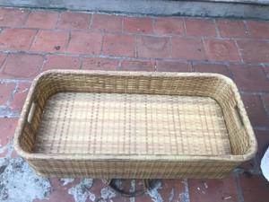 Plateau flottant pour piscine en rotin PE fabriqué au Vietnam, panier de service pour le petit-déjeuner - Product Image 3