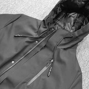 Parka de invierno de lujo personalizada para hombre, transpirable, impermeable, pesado, abrigos de plumón de ganso y pato para uso en exteriores - Product Image 4