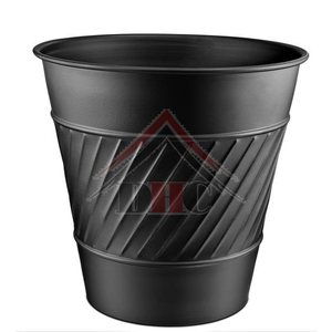 Jardinière décorative moderne en métal noir côtelé, pot à fleurs en fer pour intérieur et extérieur, bac à fleurs de jardin, décoration intérieure, pot en métal décoratif - Product Image 1