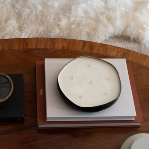 Bougeoir rond en bois massif avec finition noire, parfait pour une décoration intérieure élégante - Product Image 6