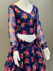 Vêtements ethniques à la mode les plus fantaisistes en soie Georgette douce Lehenga Choli & Dupatta avec un travail imprimé incroyable à vendre - Product Image 3