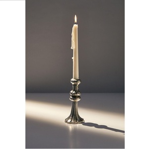 Bougeoir Bougeoir en métal pour l'éclairage et la décoration de la maison Ensemble Bougeoir décoratif élégant finition antique - Product Image 1