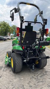 Offre Spéciale John Deer 1026R hydrostatique chargeur frontal tondeuse à quatre roues plateau de coupe John Deer 1026R tracteur compact plateau de coupe - Product Image 3