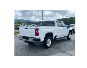 รถเชฟโรเลต ซิลเวอราโด 2500 HD LT ปี 2024 รับรองคุณภาพมือสอง - พร้อมบริการจัดส่ง - Product Image 2