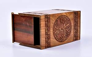 Urna Rectangular Multifuncional Hecha a Mano de Madera de Palisandro para Cenizas Humanas, Diseño Árbol de la Vida, Urna Funeraria Artesanal para Cremación - Product Image 3