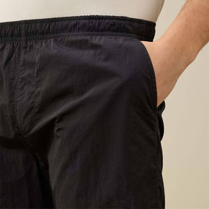 Short de plage personnalisé écologique, uni, peigné noir, léger, séchage rapide, maillot de bain d'été pour hommes, taille élastique, cordon de serrage - Product Image 5