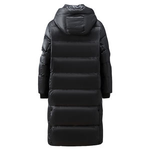 Chaqueta larga acolchada ecuestre unisex de alta calidad al por mayor | Abrigo de equitación estampado cálido de invierno a precio asequible - Product Image 4